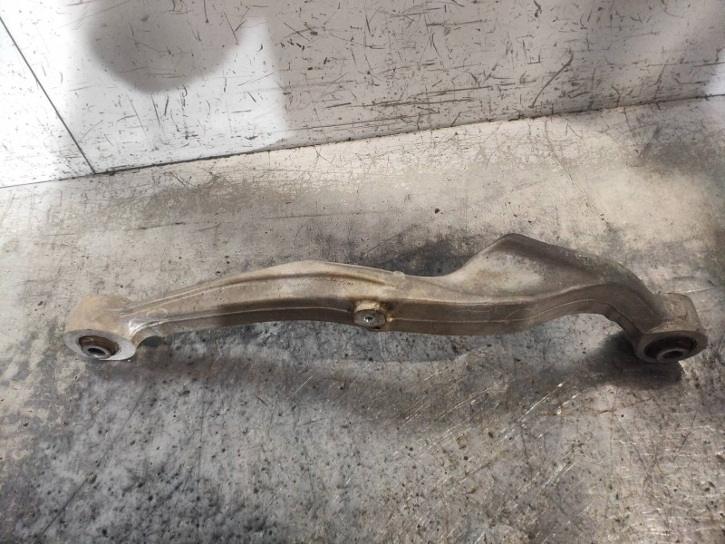Recambio de brazo suspension superior trasero derecho para nissan qashqai (j10) acenta referencia OEM IAM   