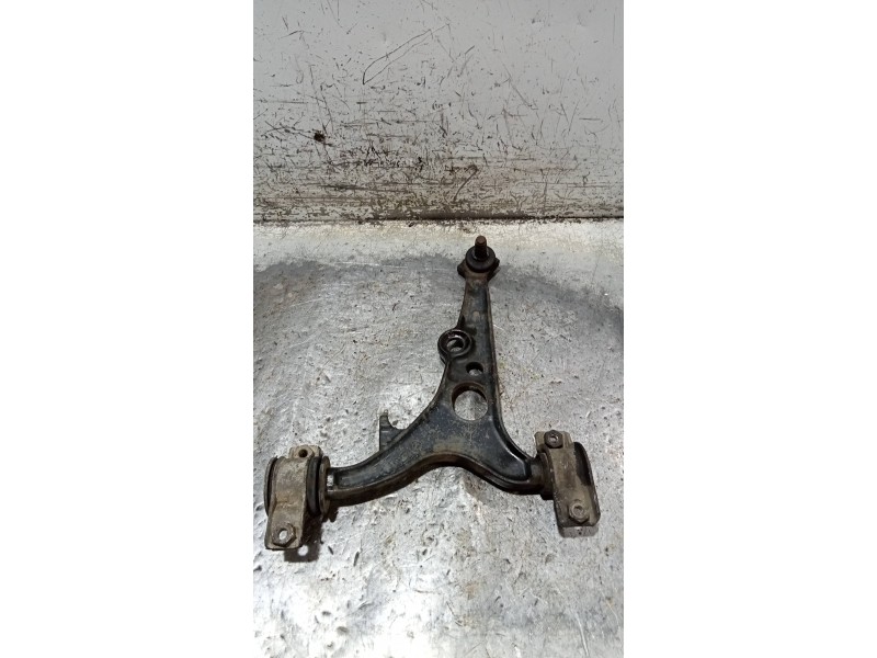Recambio de brazo suspension inferior delantero izquierdo para fiat marea weekend (185) 1.9 jtd 110 st. moritz (i) referencia OE