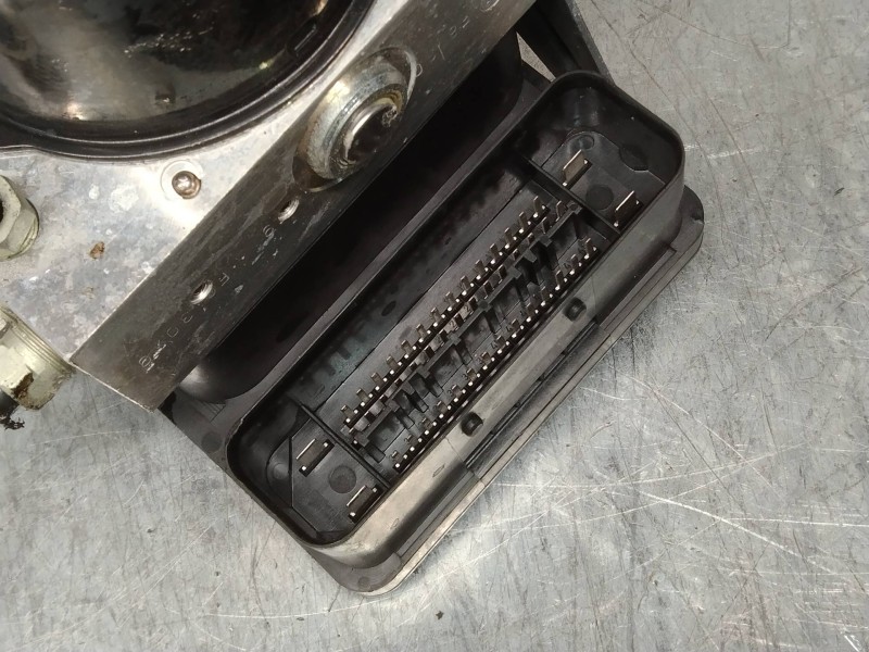 Recambio de abs para bmw serie 1 berlina (e81/e87) 120d referencia OEM IAM 10096008393 10020603514 3452678476401 3451678476301