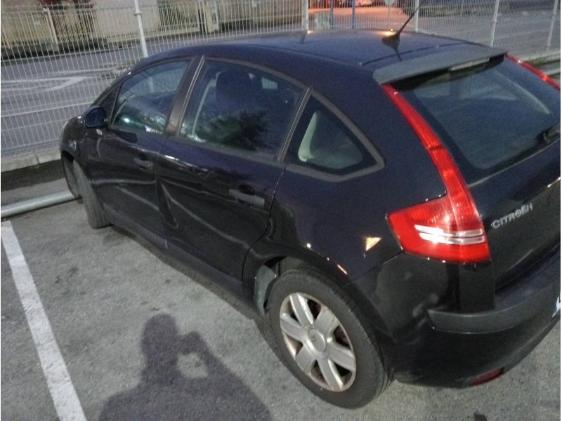 citroen c4 berlina del año 2006