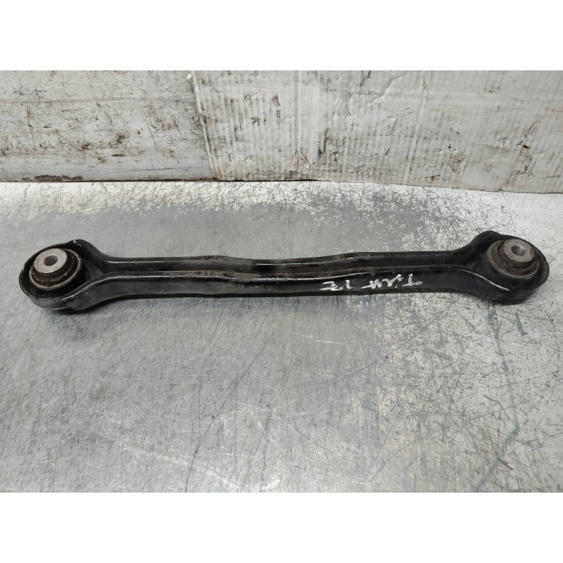 Recambio de brazo suspension superior trasero izquierdo para bmw serie 1 berlina (e81/e87) 120d referencia OEM IAM 3332676347111