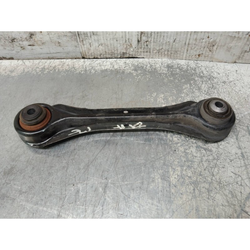 Recambio de brazo suspension superior trasero izquierdo para bmw serie 1 berlina (e81/e87) 120d referencia OEM IAM 3332677798005