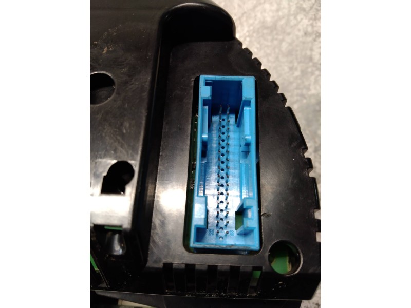 Recambio de cuadro instrumentos para audi a4 avant (8e) 1.8 t referencia OEM IAM 0263626036 8E0920900L 