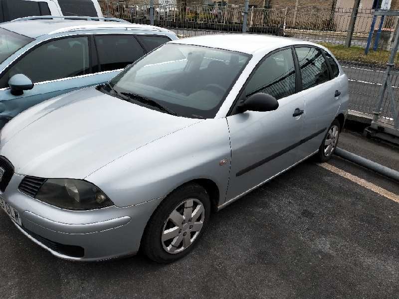 seat ibiza (6l1) del año 2005