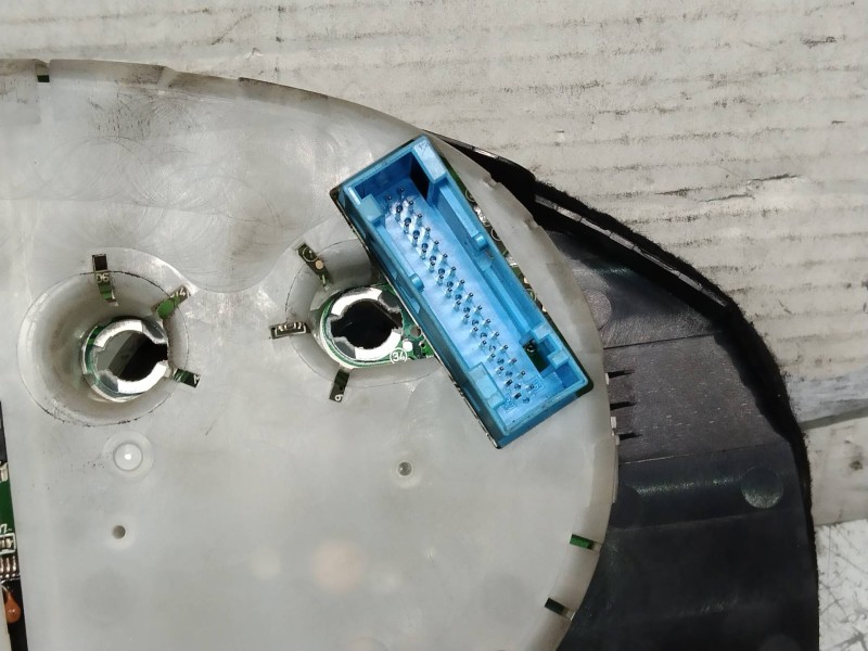 Recambio de cuadro instrumentos para audi a4 berlina (b5) 1.9 tdi referencia OEM IAM 8D0919861A 008AUZ8Z0 W0270094