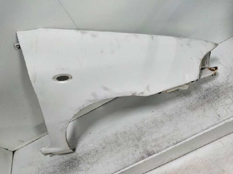 Recambio de aleta delantera derecha para fiat punto berlina (176) 55 s referencia OEM IAM   