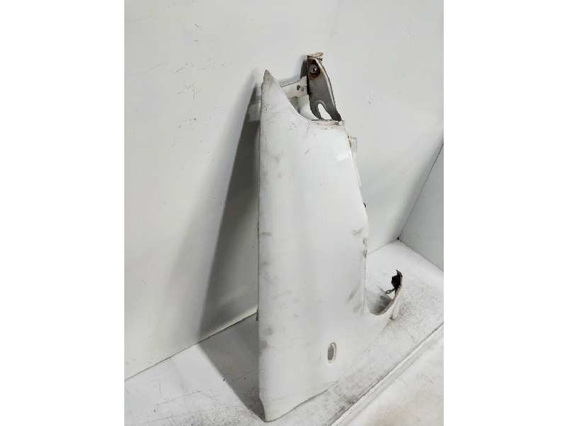 Recambio de aleta delantera derecha para fiat punto berlina (176) 55 s referencia OEM IAM   