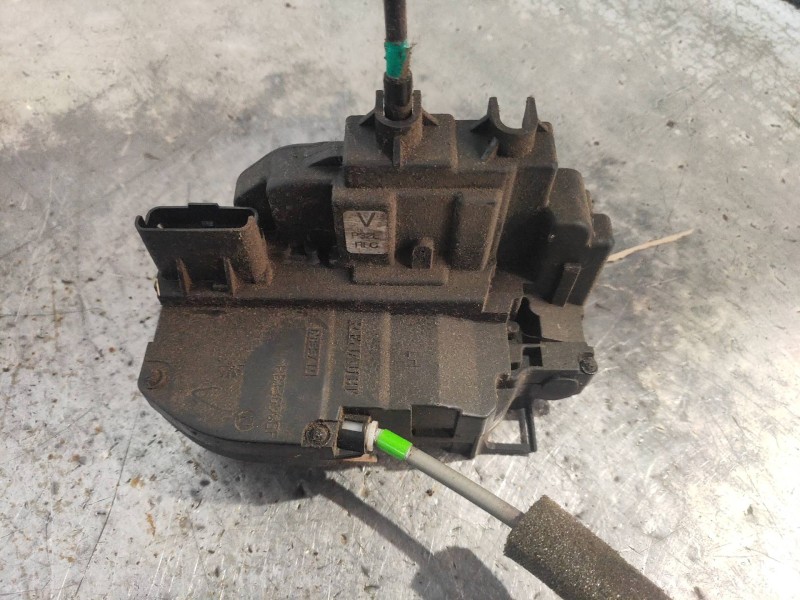 Recambio de motor cierre centralizado trasero izquierdo para nissan qashqai (j10) acenta referencia OEM IAM   