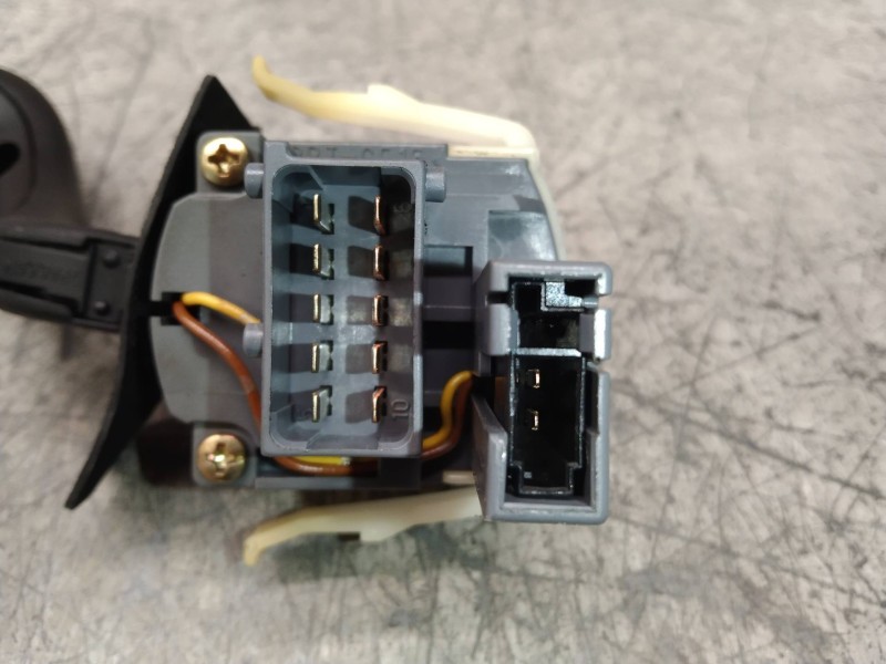 Recambio de mando limpia para saab 9-5 sedán 2.0 t e ecopower referencia OEM IAM 4616132  