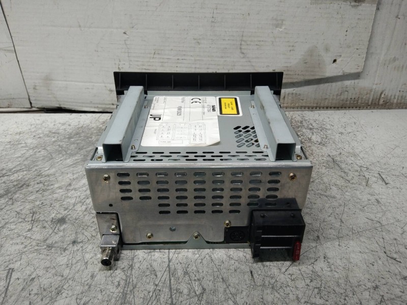 Recambio de sistema audio / radio cd para saab 9-5 sedán 2.0 t e ecopower referencia OEM IAM 4711784  