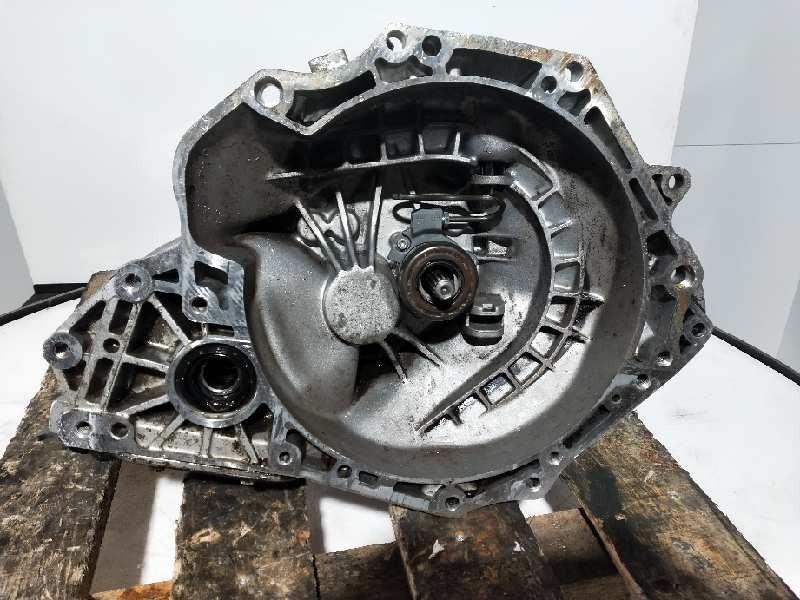 Recambio de caja cambios para opel meriva 1.6 16v referencia OEM IAM F17C394 A23832 