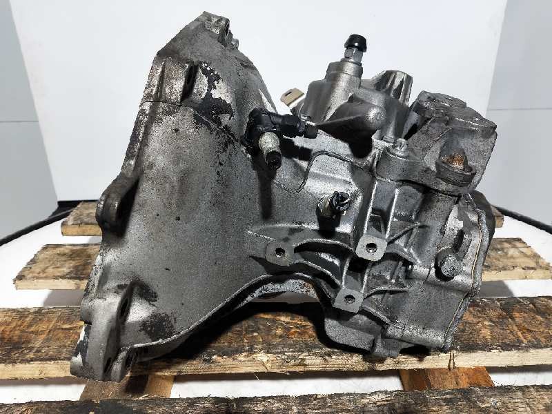 Recambio de caja cambios para opel meriva 1.6 16v referencia OEM IAM F17C394 A23832 