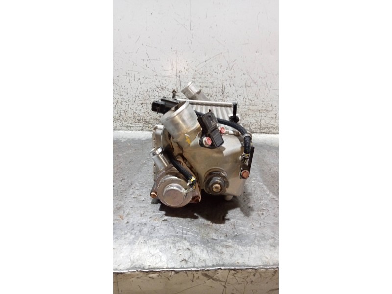 Recambio de intercooler para hyundai i20 active tecno referencia OEM IAM 2827004600  