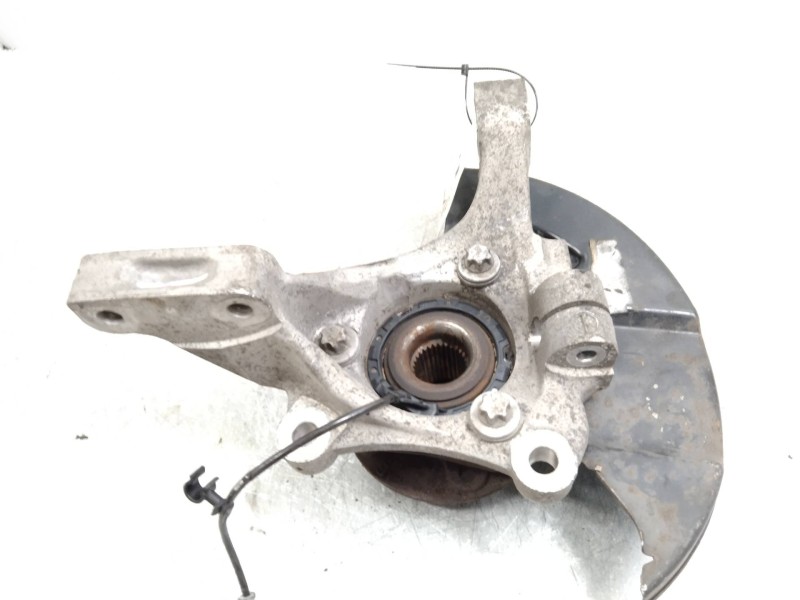 Recambio de mangueta delantera derecha para opel vectra c berlina 1.9 cdti cat (z 19 dtl) referencia OEM IAM   