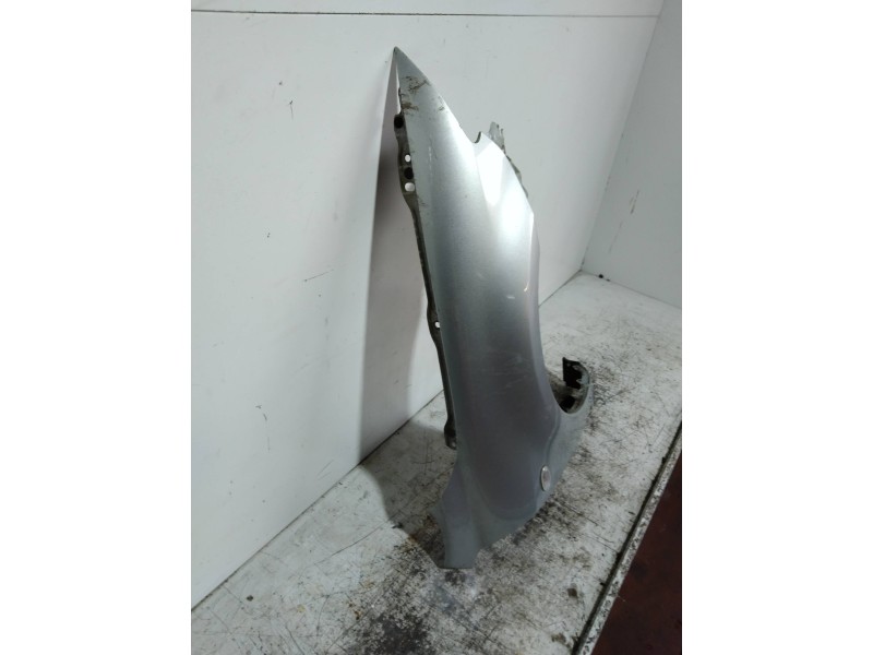 Recambio de aleta delantera derecha para mazda 6 berlina (gg) 2.0 diesel cat referencia OEM IAM   