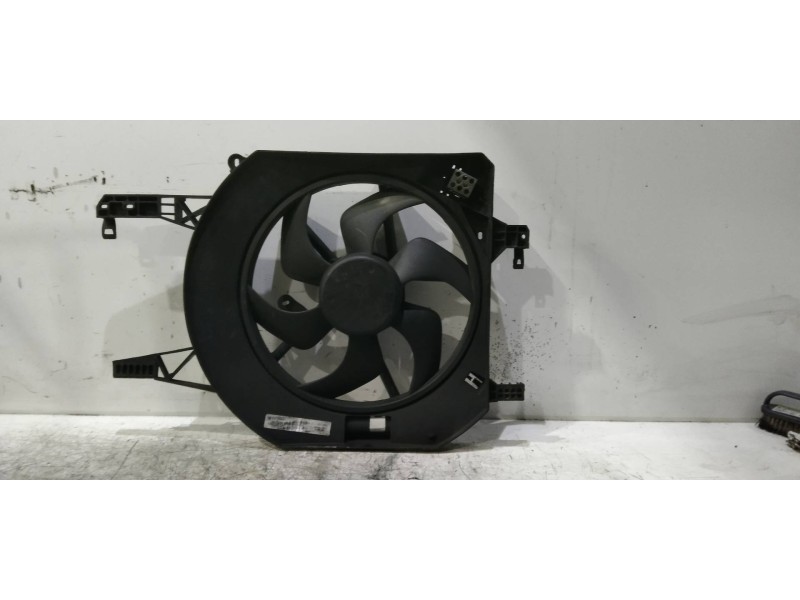 Recambio de electroventilador para opel vivaro furgón/combi (07.2006 =>) combi 2.7t l1h1 referencia OEM IAM 1831199016  