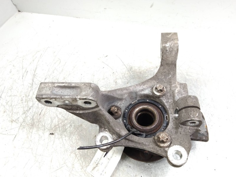 Recambio de mangueta delantera derecha para opel vectra c berlina 2.2 16v dti cat (y 22 dtr / l50) referencia OEM IAM   