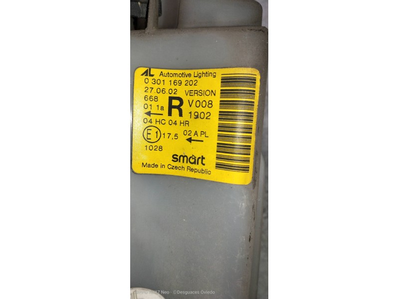 Recambio de faro derecho para smart coupe 0.6 turbo cat referencia OEM IAM   