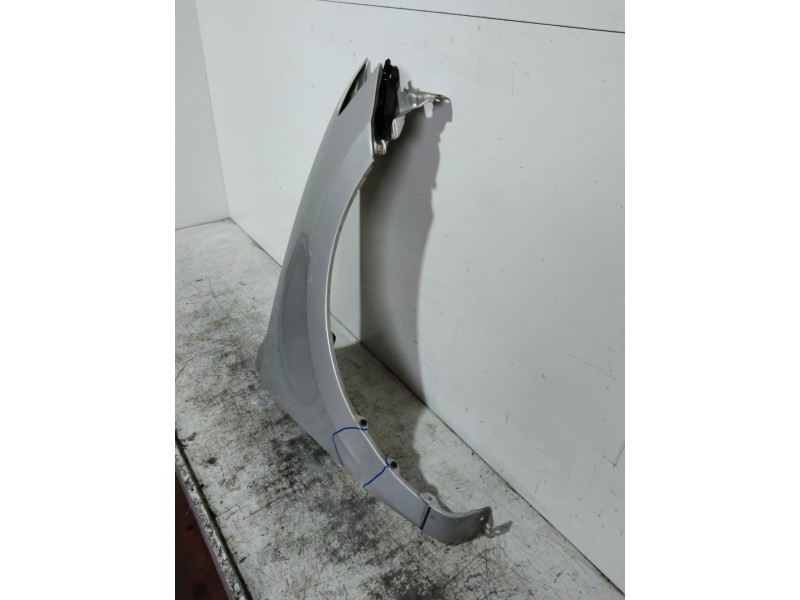 Recambio de aleta delantera derecha para hyundai santa fe (bm) 2.2 crdi style 4x4 referencia OEM IAM   