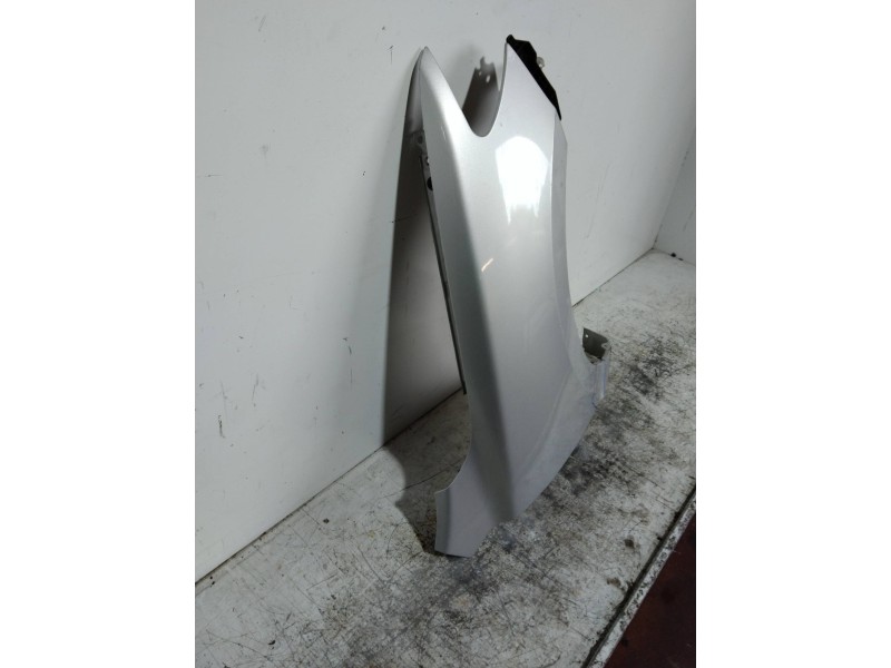 Recambio de aleta delantera derecha para hyundai santa fe (bm) 2.2 crdi style 4x4 referencia OEM IAM   