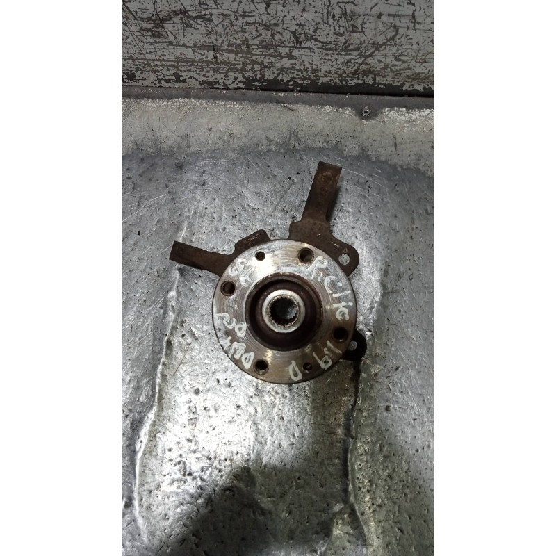 Recambio de mangueta delantera derecha para renault clio ii fase i (b/cbo) 1.9 d referencia OEM IAM   