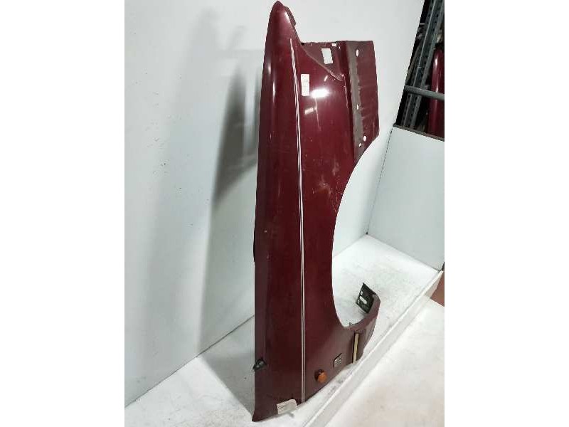 Recambio de aleta delantera derecha para chrysler saratoga referencia OEM IAM   