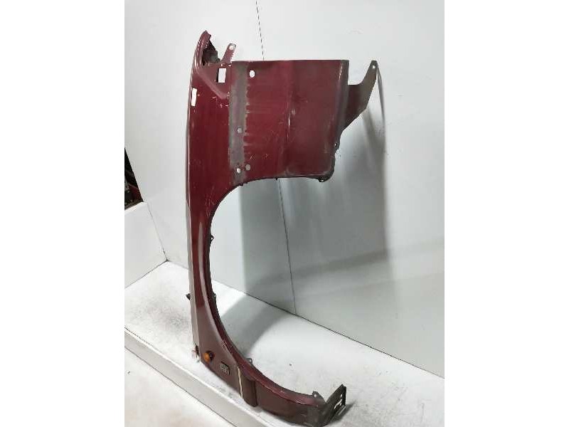 Recambio de aleta delantera derecha para chrysler saratoga referencia OEM IAM   