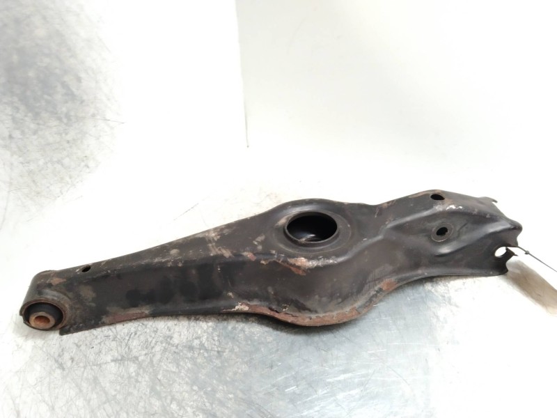 Recambio de brazo suspension inferior trasero izquierdo para suzuki grand vitara jb (jt) 1.9 ddis turbodiesel referencia OEM IAM