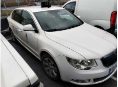 skoda suberb (3t4) del año 2011