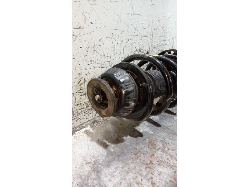 Recambio de amortiguador delantero derecho para hyundai i20 active tecno referencia OEM IAM 54604C8510  