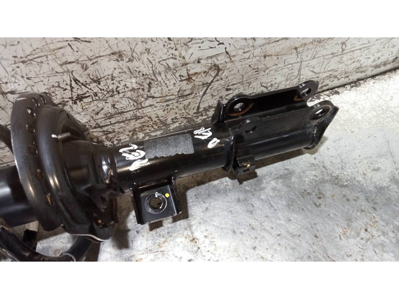 Recambio de amortiguador delantero derecho para hyundai i20 active tecno referencia OEM IAM 54604C8510  