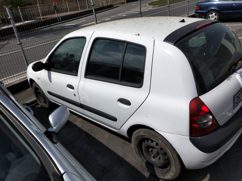 renault clio ii fase ii (b/cb0) del año 2005