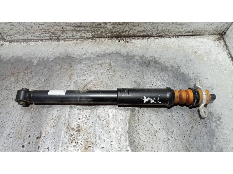 Recambio de amortiguador trasero derecho para hyundai i20 active tecno referencia OEM IAM 55300C8510  