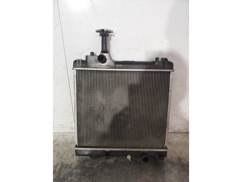 Recambio de radiador agua para suzuki alto amf 310 ga referencia OEM IAM KL4221342700 1770068K00 