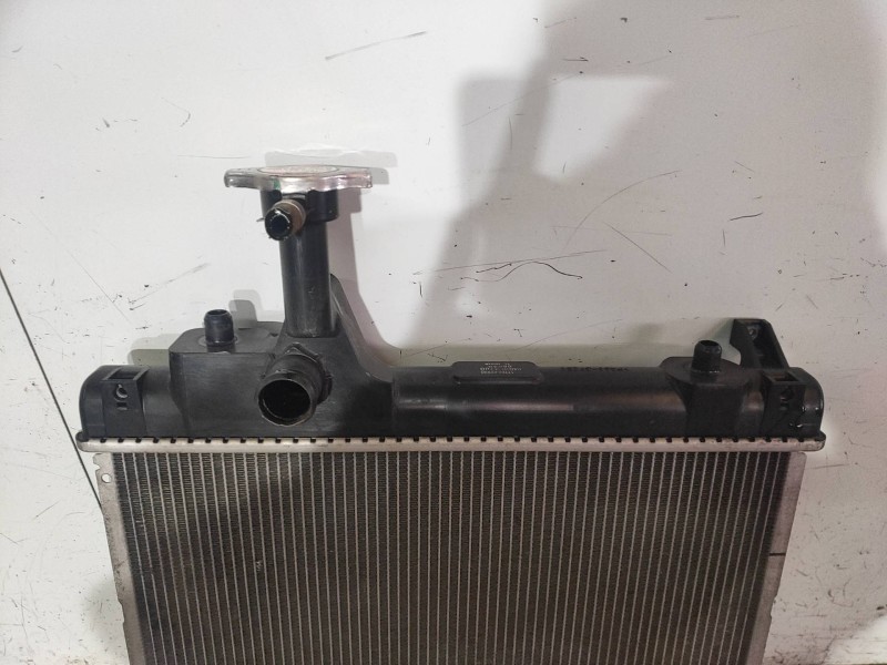Recambio de radiador agua para suzuki alto amf 310 ga referencia OEM IAM KL4221342700 1770068K00 