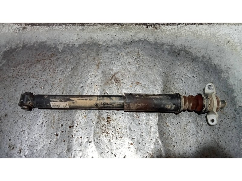 Recambio de amortiguador trasero izquierdo para hyundai i20 active tecno referencia OEM IAM 55300C8510  