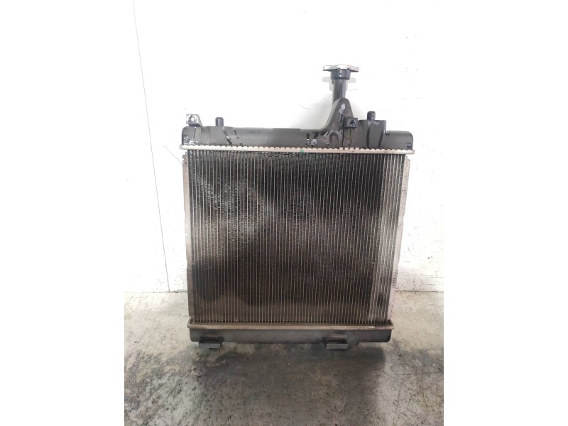 Recambio de radiador agua para suzuki alto amf 310 ga referencia OEM IAM KL4221342700 1770068K00 