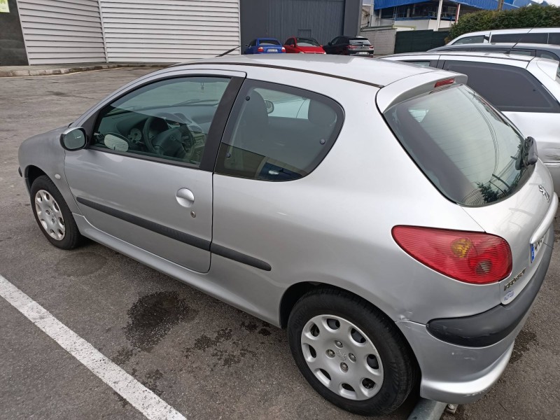peugeot 206 berlina del año 2003 peugeot 206 berlina del año 2003