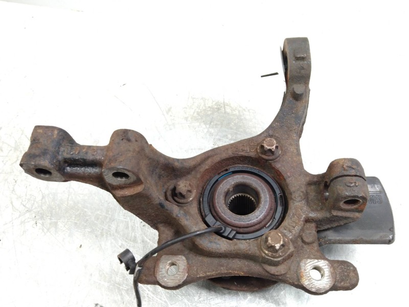 Recambio de mangueta delantera derecha para opel zafira b 2.2 16v cat (z 22 yh / lch) referencia OEM IAM   