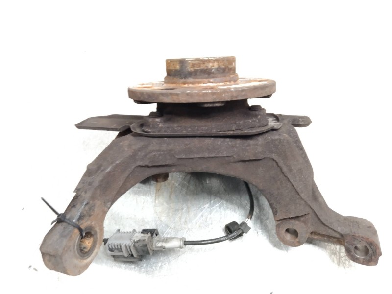 Recambio de mangueta delantera izquierda para opel zafira b 2.2 16v cat (z 22 yh / lch) referencia OEM IAM   