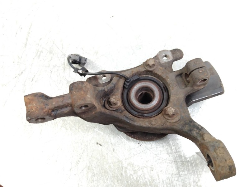 Recambio de mangueta delantera izquierda para opel zafira b 2.2 16v cat (z 22 yh / lch) referencia OEM IAM   