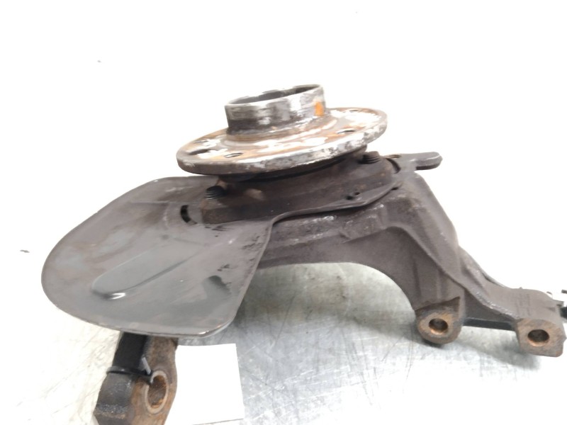 Recambio de mangueta delantera izquierda para opel zafira b edition ´´111 jahre´´ referencia OEM IAM   