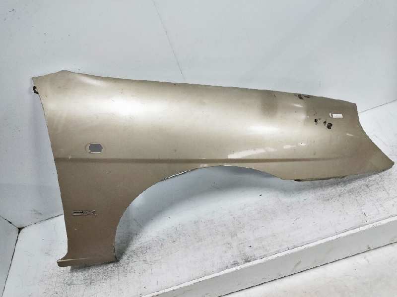 Recambio de aleta delantera derecha para daewoo nubira berlina referencia OEM IAM   