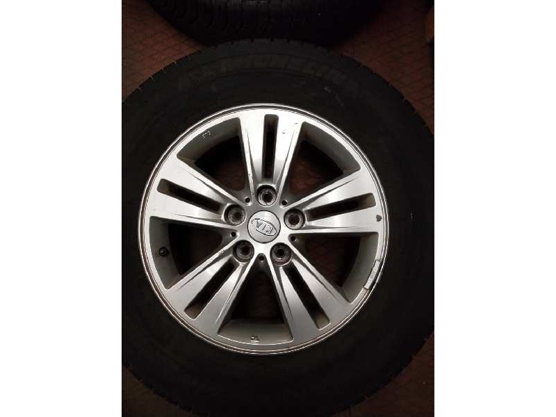 Recambio de juego llantas para kia sportage concept 4x2 referencia OEM IAM  JUEGO RUEDAS EN 16 PULGADAS CUBIERTAS 2157016