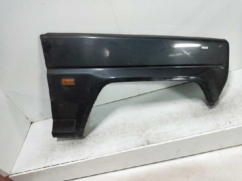 Recambio de aleta delantera derecha para bmw bertone 2.4 td referencia OEM IAM   