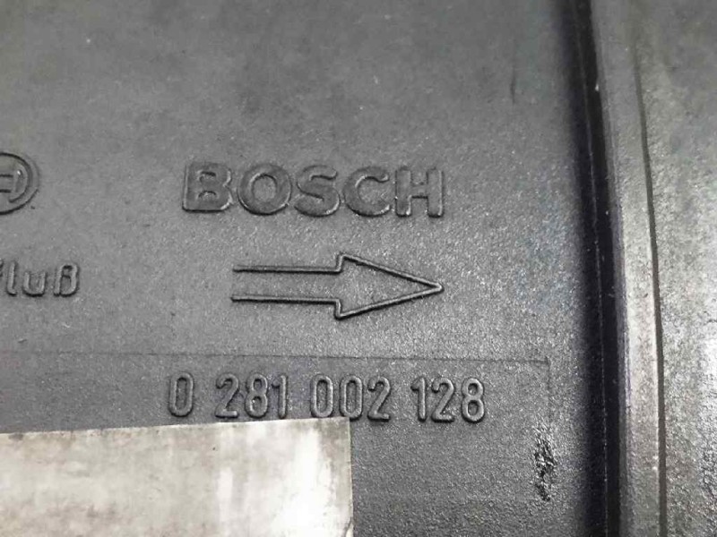 Recambio de caudalimetro para peugeot 605 2.5 turbodiesel cat referencia OEM IAM 0281002128 BOSCH 