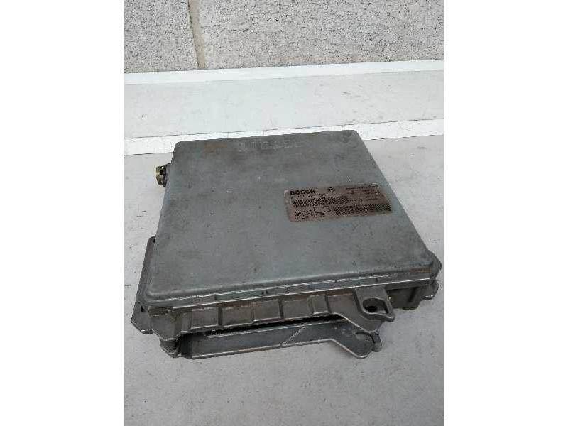 Recambio de centralita motor uce para peugeot 605 2.5 turbodiesel cat referencia OEM IAM 0281001589 9628607180 L3