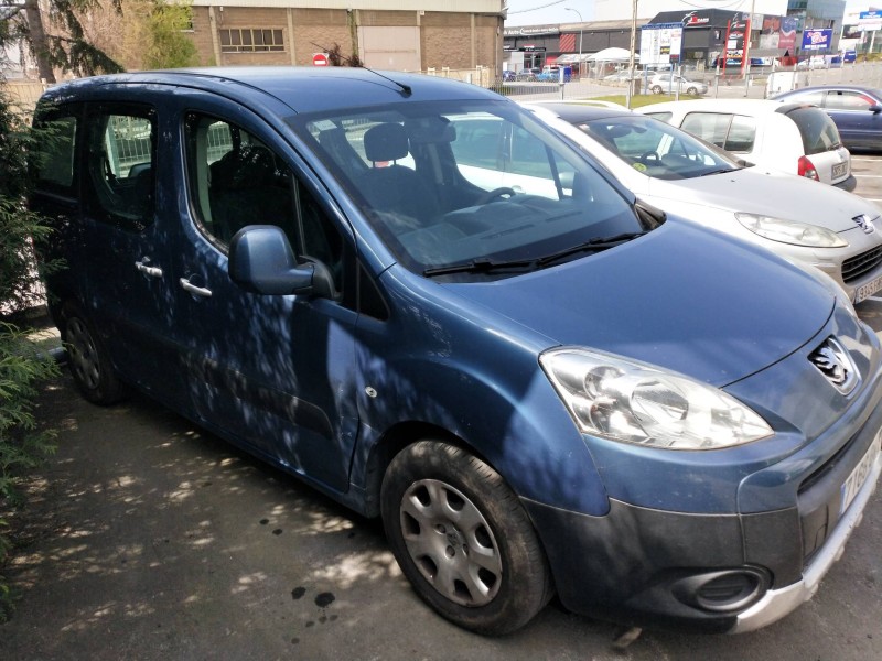 peugeot partner kombi del año 2010