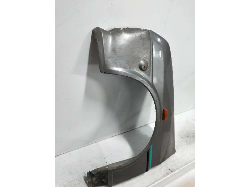 Recambio de aleta delantera izquierda para austin rover metro 1.3 referencia OEM IAM   