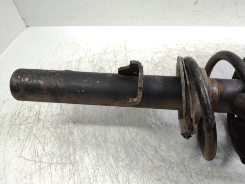 Recambio de amortiguador delantero izquierdo para peugeot 605 2.5 turbodiesel cat referencia OEM IAM   